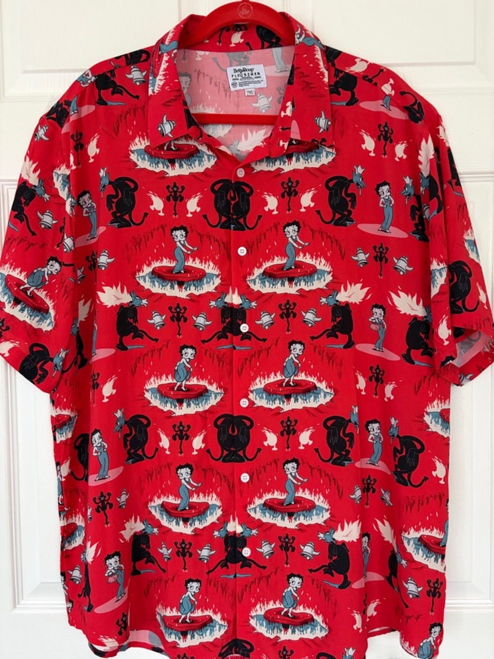 Betty Boop Men’s Shirt Short Sleeve Red Hot Mama Button Up Shirt size XXL
